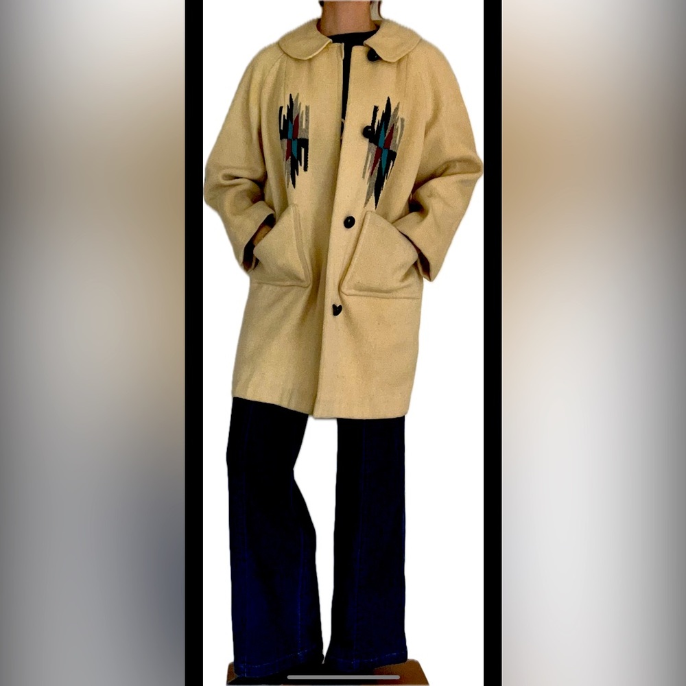 Ortega’s fully lined all wool women’s jacket. Size small.